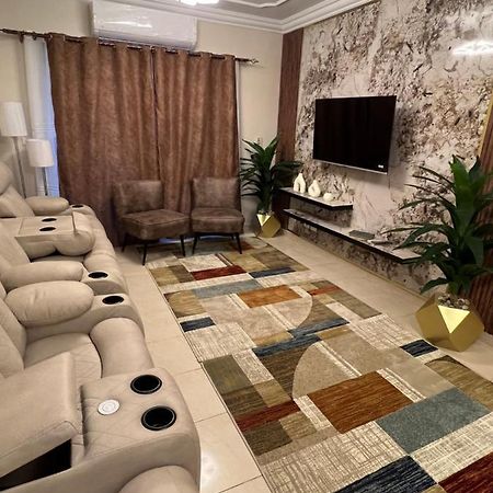 Luxurious Vip Apartment In Madinaty Furnished With High End Hotel Furniture Esterno foto