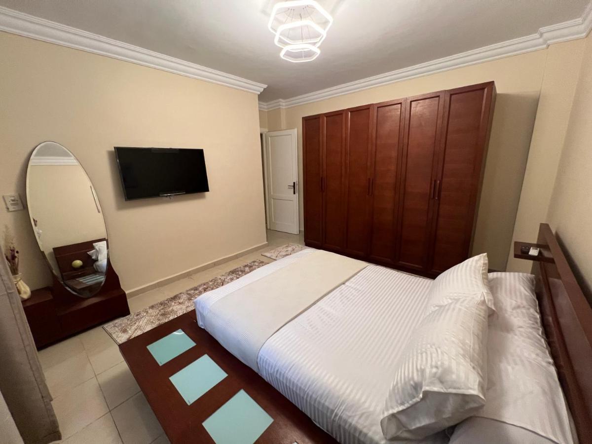 Luxurious Vip Apartment In Madinaty Furnished With High End Hotel Furniture Esterno foto
