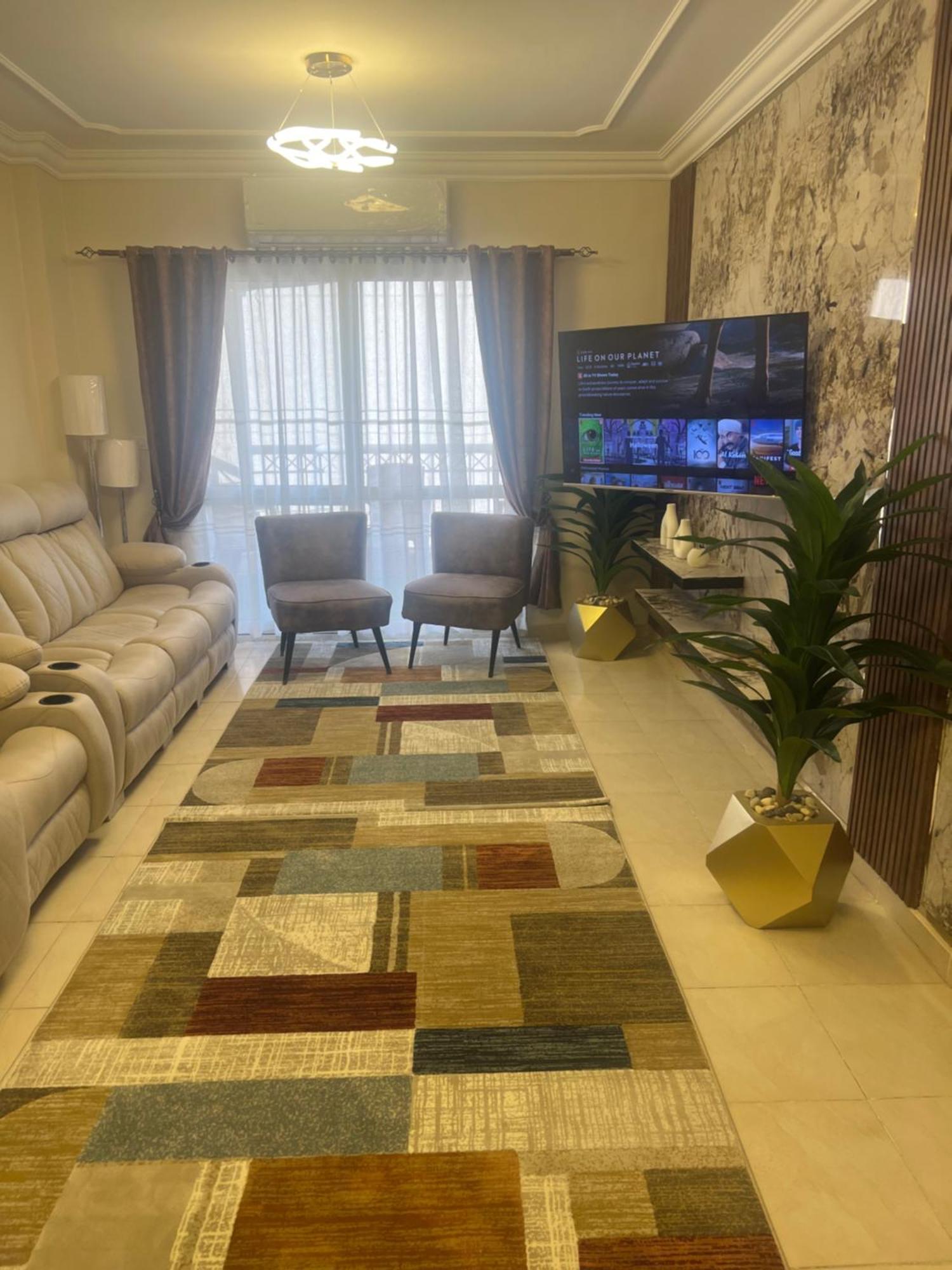 Luxurious Vip Apartment In Madinaty Furnished With High End Hotel Furniture Esterno foto